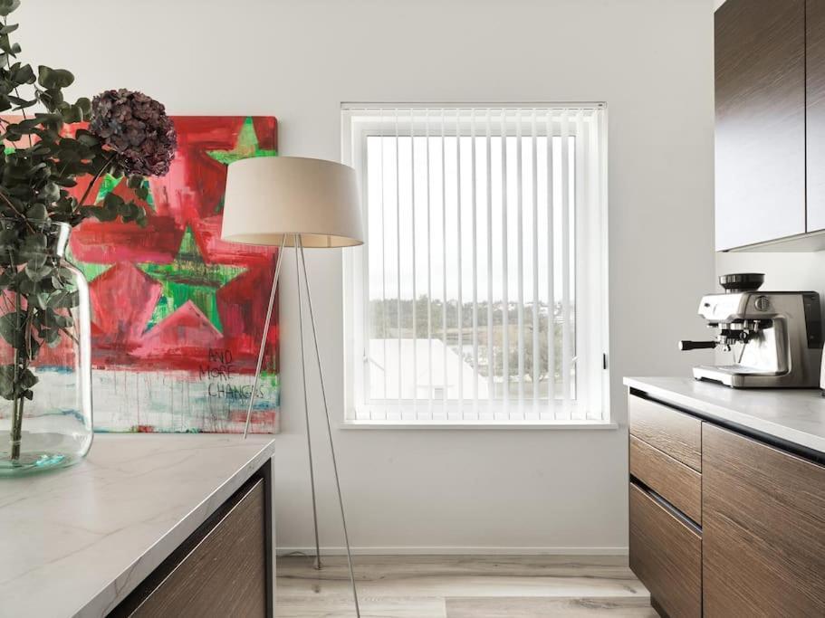 Modern Luxury Apartment - Ocean & Mountain Views Ρέυκιαβικ Εξωτερικό φωτογραφία